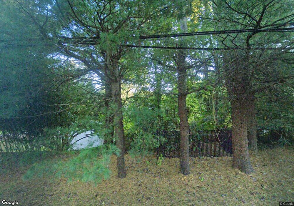 1 Tappentown Ln, Glen Head, NY 11545 - photo 1