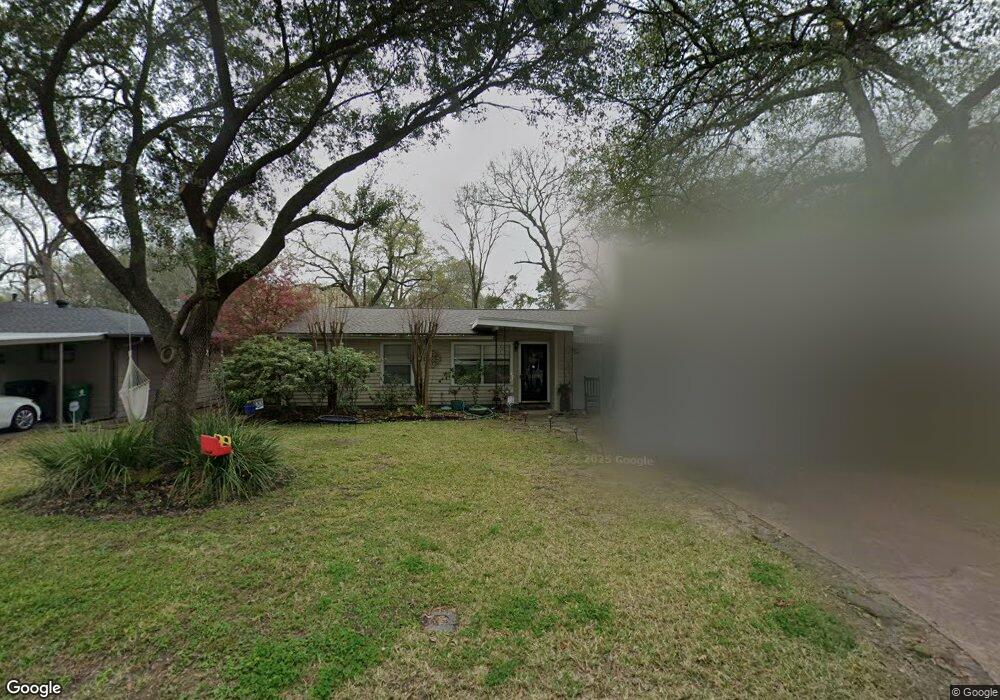 1423 Chamboard Ln, Houston, TX 77018 - photo 1