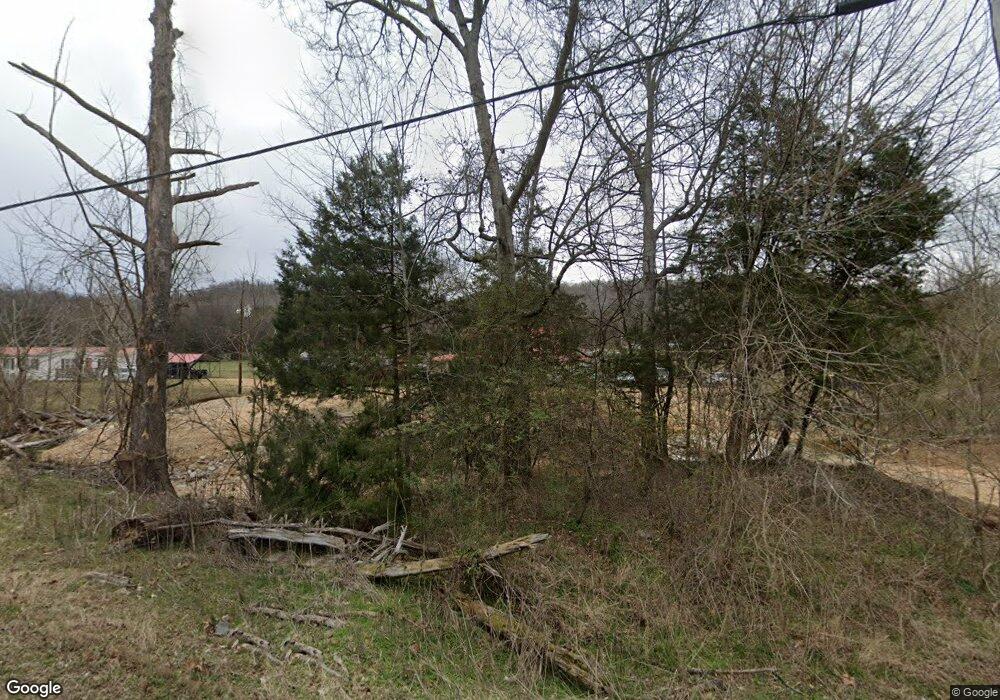 33 Cardinal Rd, Linden, TN 37096 - photo 1