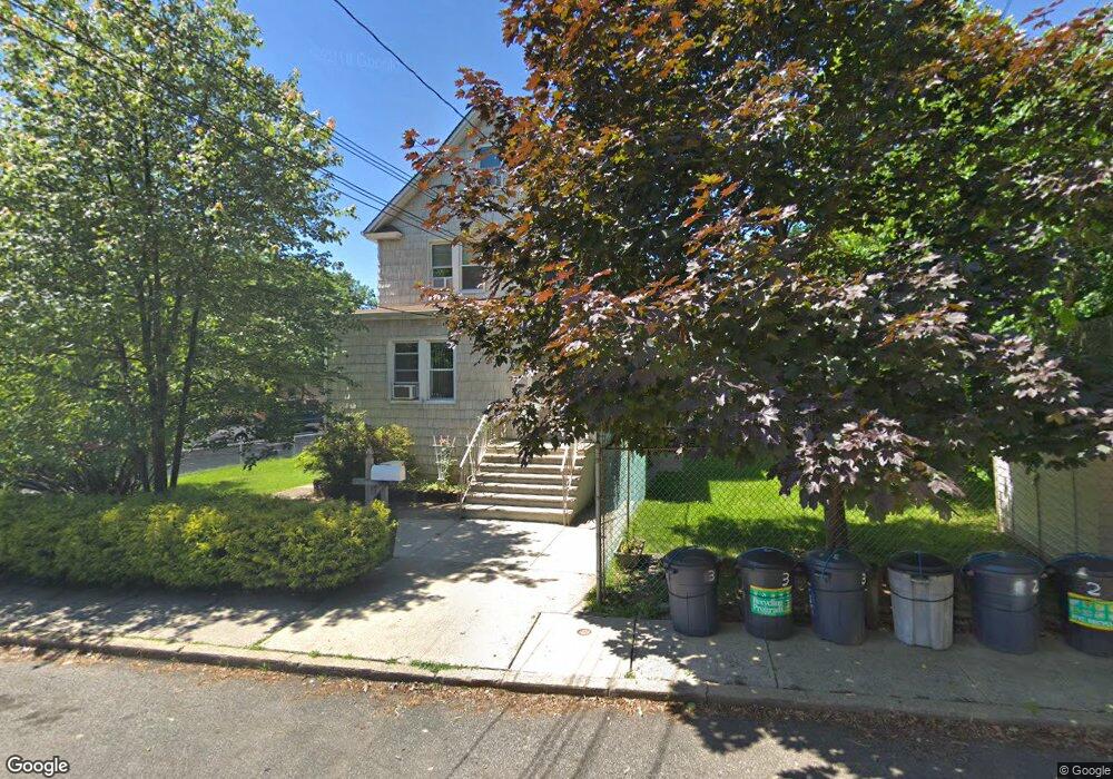 204 Alter Ave, Staten Island, NY 10305 - photo 1