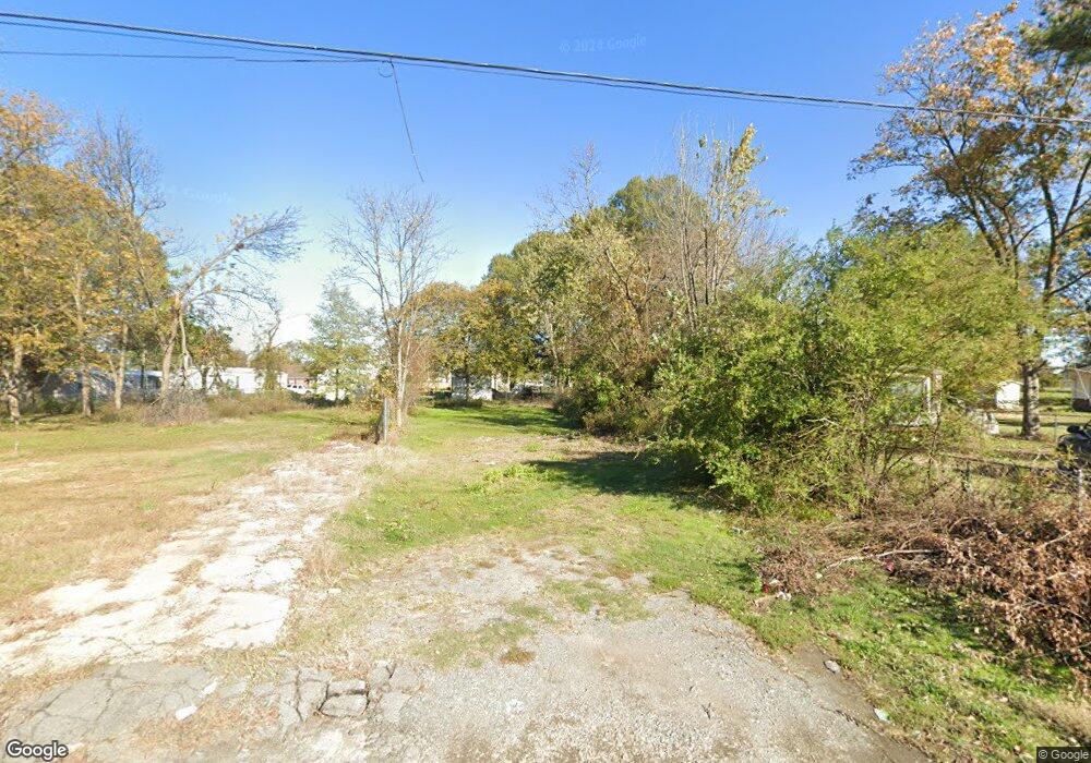 1207 E 1st St, Stuttgart, AR 72160 - photo 1