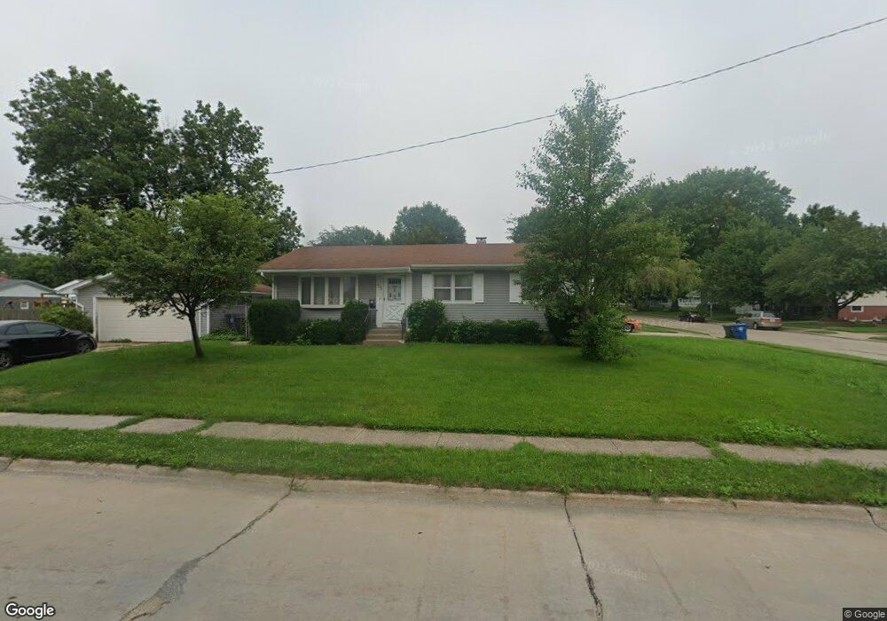 2006 W 36th St, Davenport, IA 52806 - photo 1