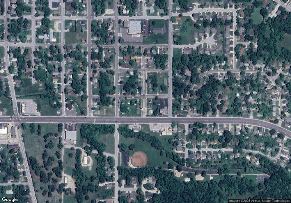 404 Phelps Ave, Rolla, MO 65401 - photo 1