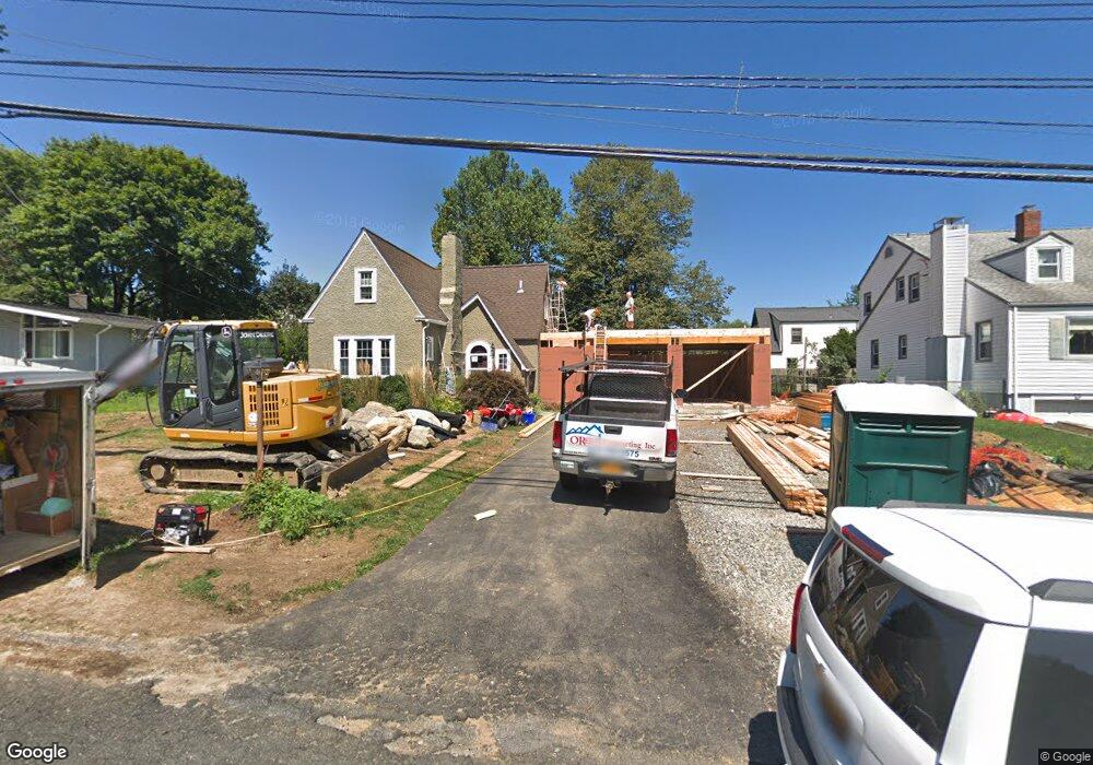 61 Broad St, Hawthorne, NY 10532 - photo 1