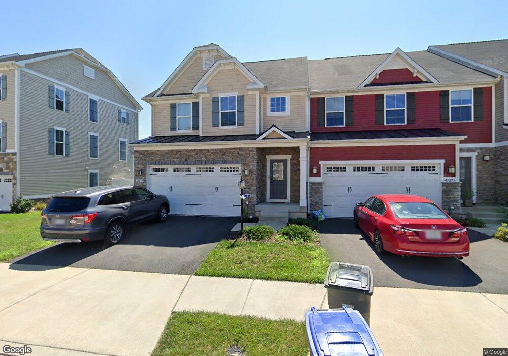 41677 McMonagle Square, Aldie, VA 20105 - photo 1