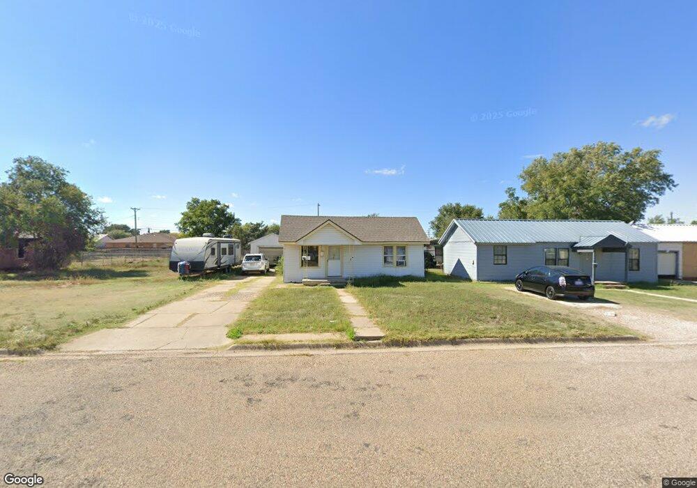 315 N Porter Ave, Dumas, TX 79029 - photo 1