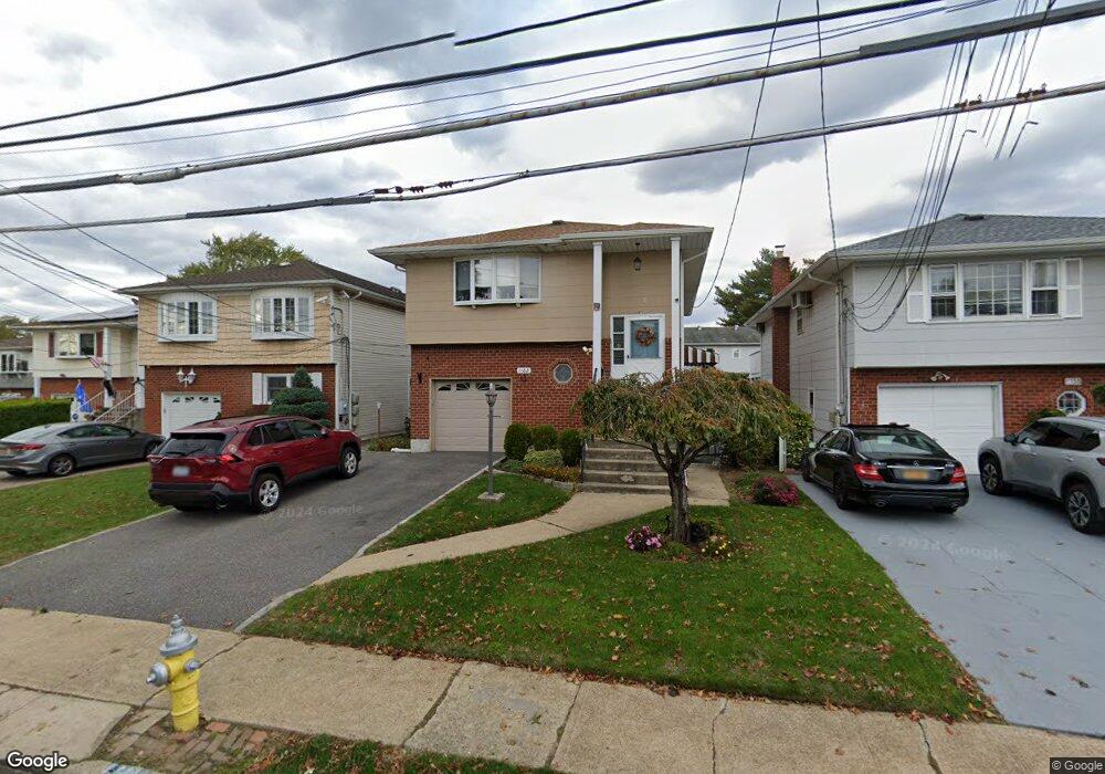 1162 Tulip Ave, Franklin Square, NY 11010 - photo 1