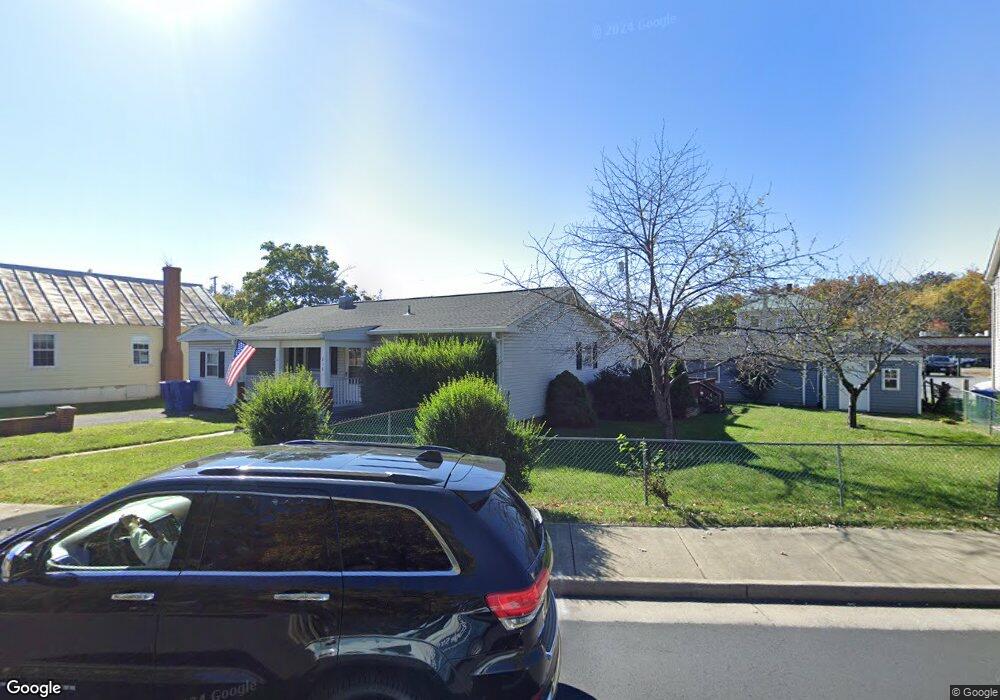 816A N Commerce Ave, Front Royal, VA 22630 - photo 1