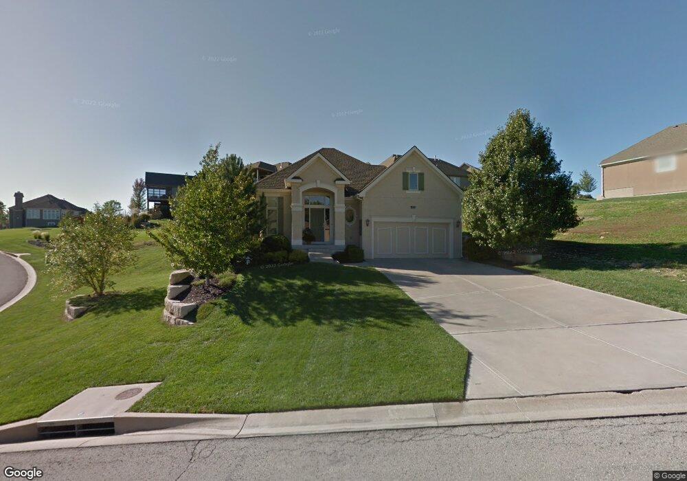 4932 Parkhill St, Shawnee, KS 66216 - photo 1