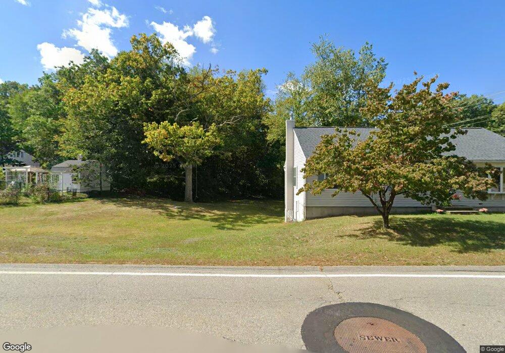 16 Catacunemaug Rd, Shirley, MA 01464 - photo 1