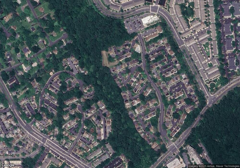 3050 Winter Pine Ct, Fairfax, VA 22031 - photo 1