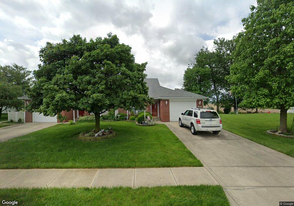 220 Reagan Cir, Franklin, IN 46131 - photo 1