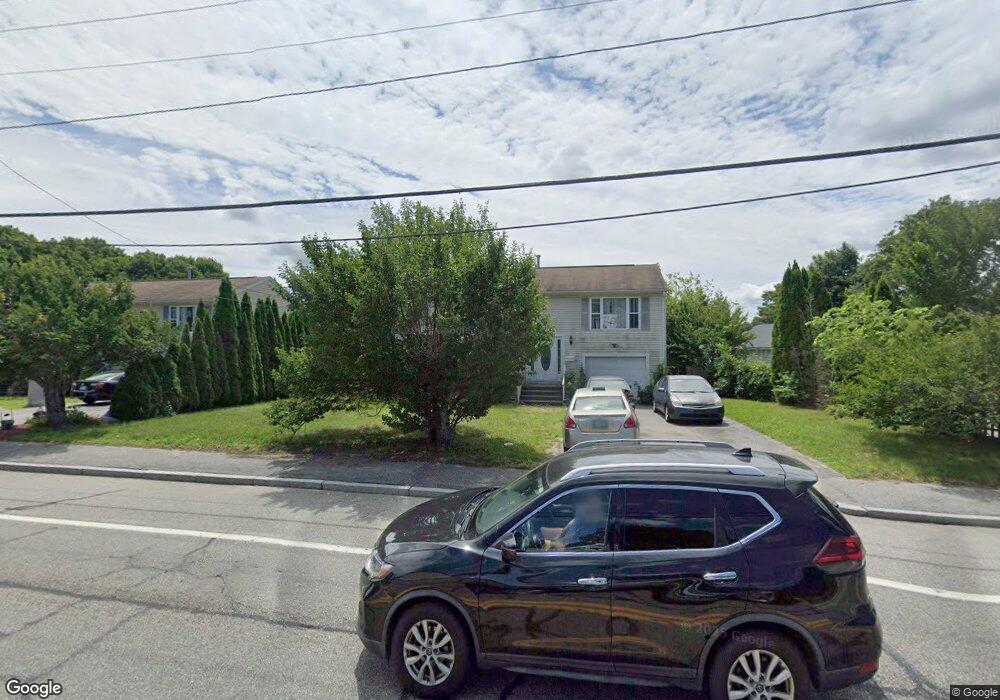 1876 W Shore Rd, Warwick, RI 02889 - photo 1