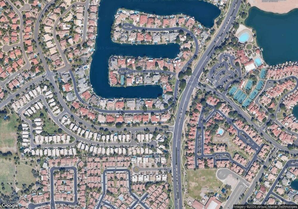 1322 E Treasure Cove Dr, Gilbert, AZ 85234 - photo 1