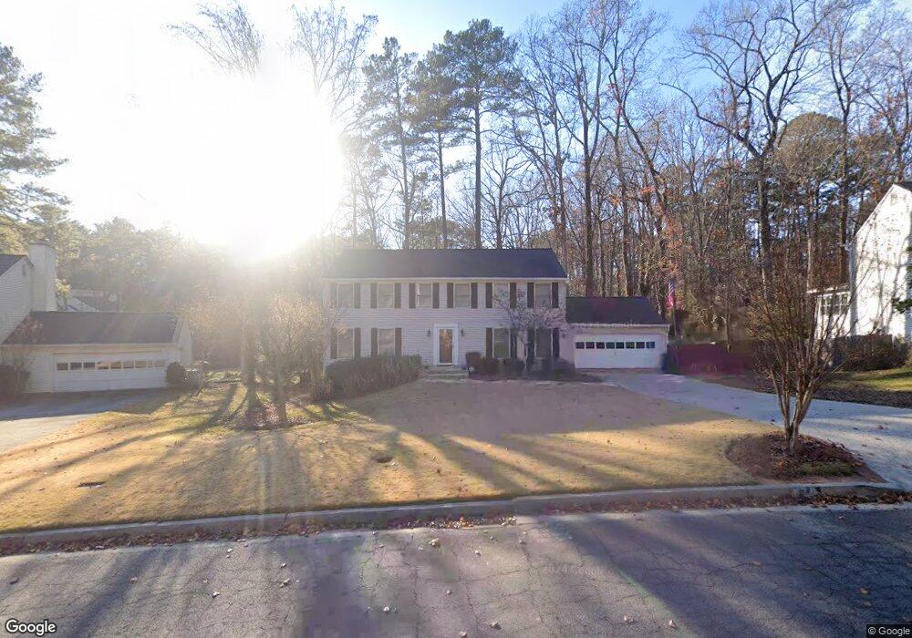 570 Sailwind Dr, Roswell, GA 30076 - photo 1