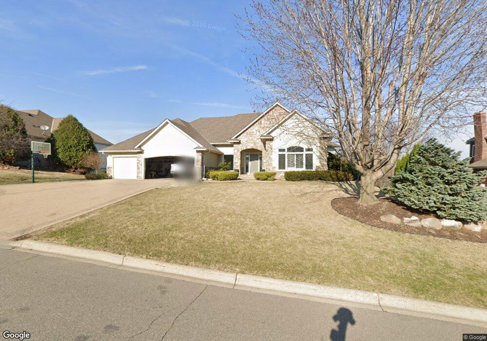 6111 Creek Ridge Ct, Minnetonka, MN 55345 - photo 1