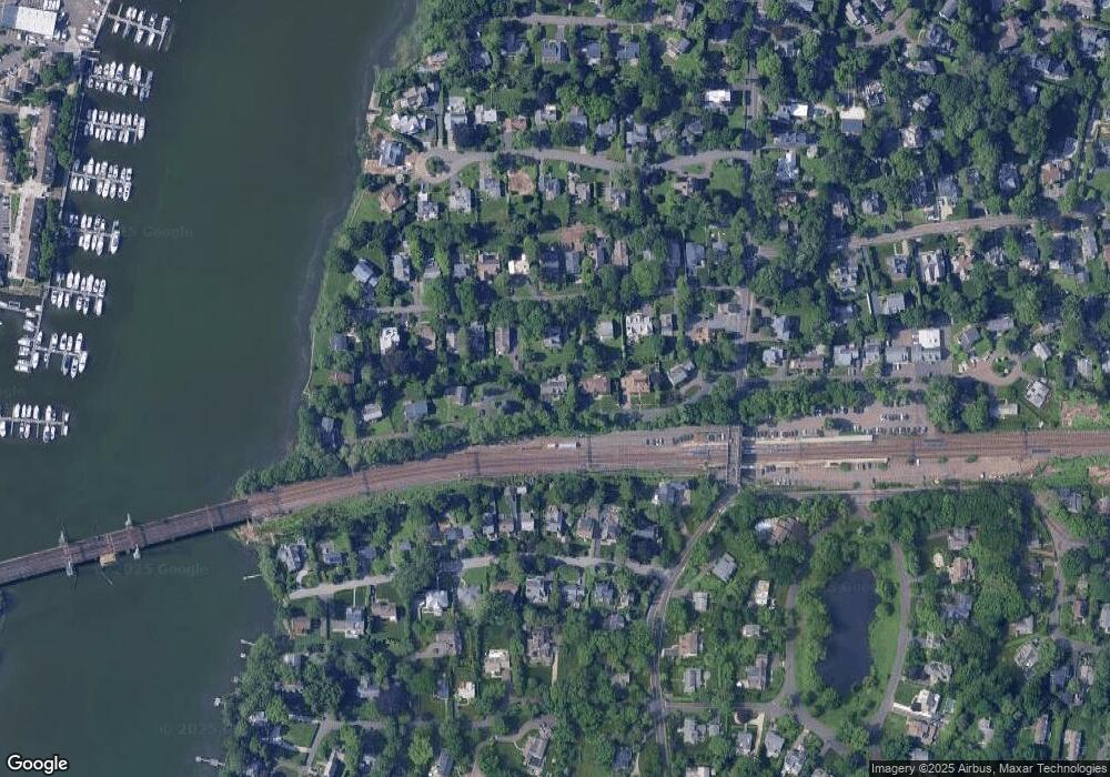 25 Juniper Ln, Riverside, CT 06878 - photo 1