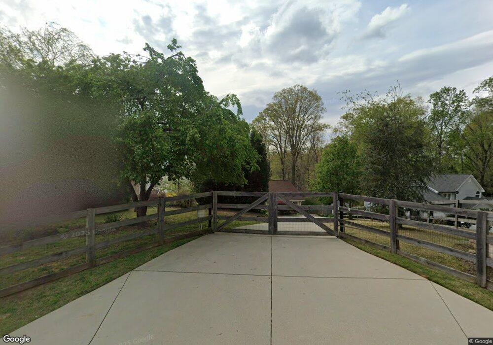 5974 Pocahontas Dr, Flowery Branch, GA 30542 - photo 1