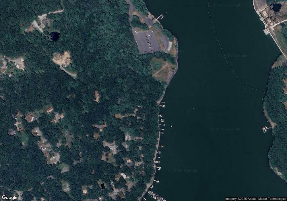 72 Lake Dr, Hawley, PA 18428 - photo 1