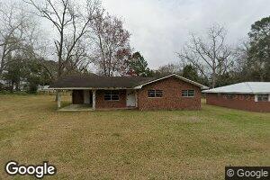 305 S Baker St, Glennville, GA 30427