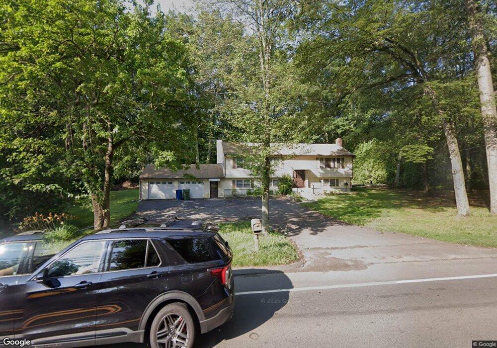 869 Bloomfield Ave, Windsor, CT 06095 - photo 1