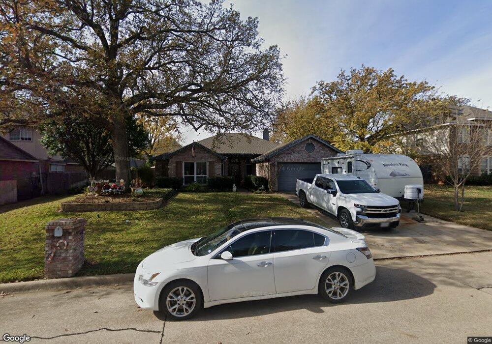 7817 Ember Oaks Dr, North Richland Hills, TX 76182 - photo 1