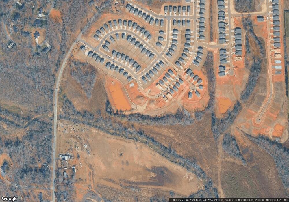 148 Brentwood Dr, Statesville, NC 28625 - photo 1