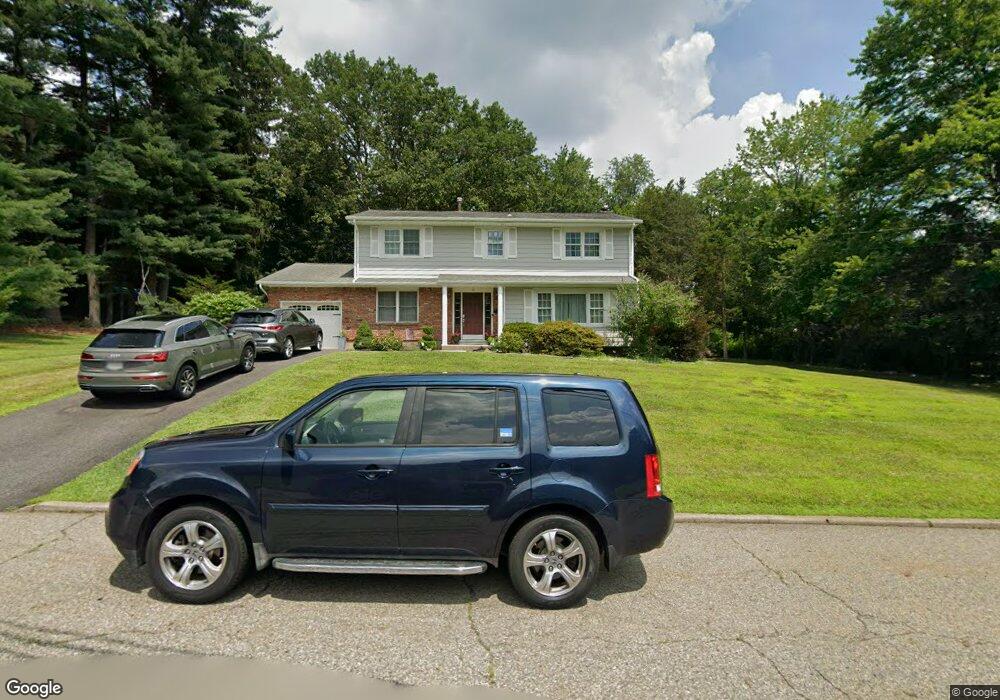 15 Mouacdie Dr, Pearl River, NY 10965 - photo 1