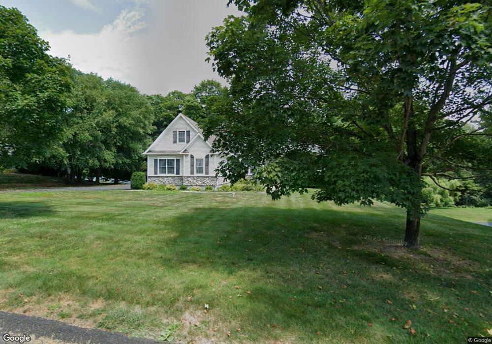 62 Saint Andrews Ln, Hopewell Junction, NY 12533 - photo 1