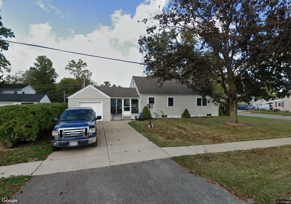 806 Kenilworth Ave, Sheffield Lake, OH 44054 - photo 1