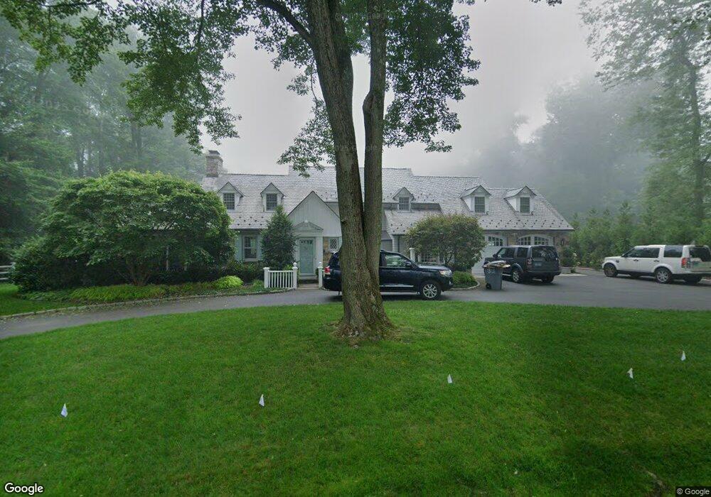 8 Woods End Rd, Darien, CT 06820 - photo 1