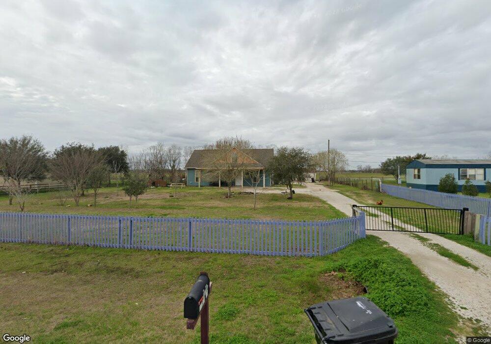 10314 Harry Dr, Needville, TX 77461 - photo 1