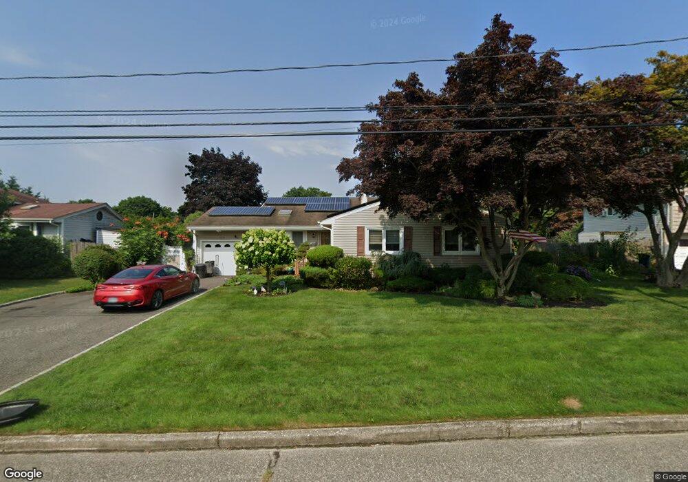 3012 Newport Ave, Medford, NY 11763 - photo 1