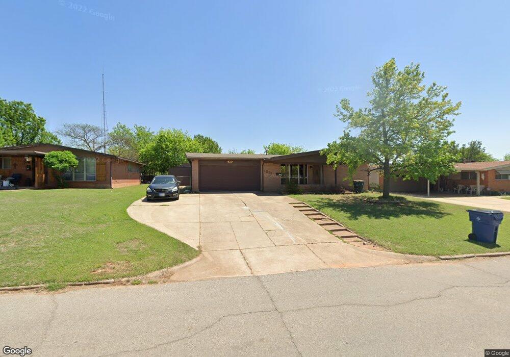 1016 Devonwood Ave, Duncan, OK 73533 - photo 1