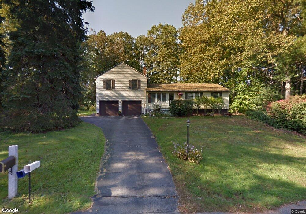 11 Robin Rd, Derry, NH 03038 - photo 1