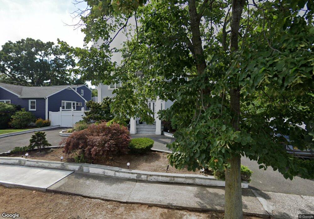 11 Dolores Place, Malverne, NY 11565 - photo 1