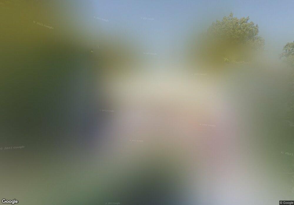 2 Forest Ln, Great Neck, NY 11024 - photo 1