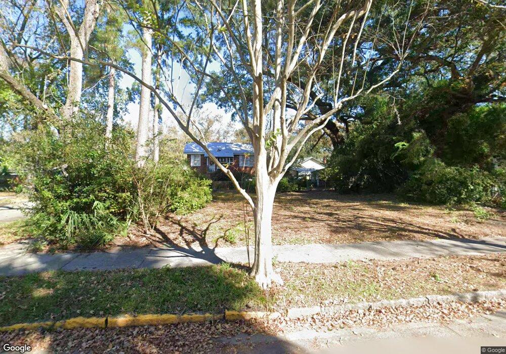 1302 E 49th St, Savannah, GA 31404 - photo 1