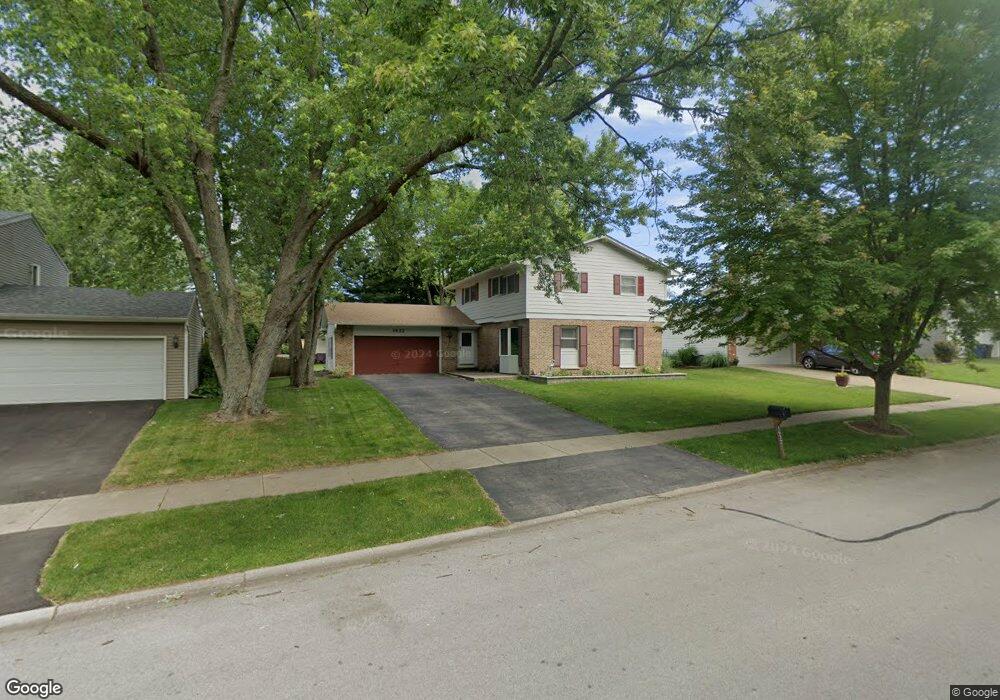 1632 Clyde Dr, Naperville, IL 60565 - photo 1