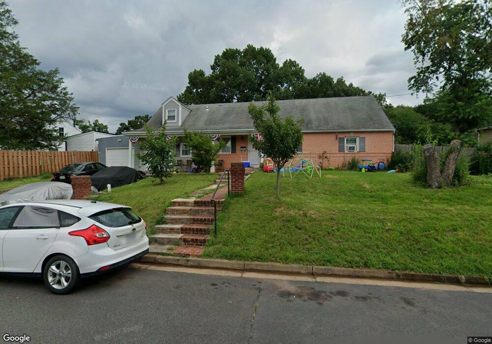 254 Cabbel Dr, Manassas Park, VA 20111 - photo 1