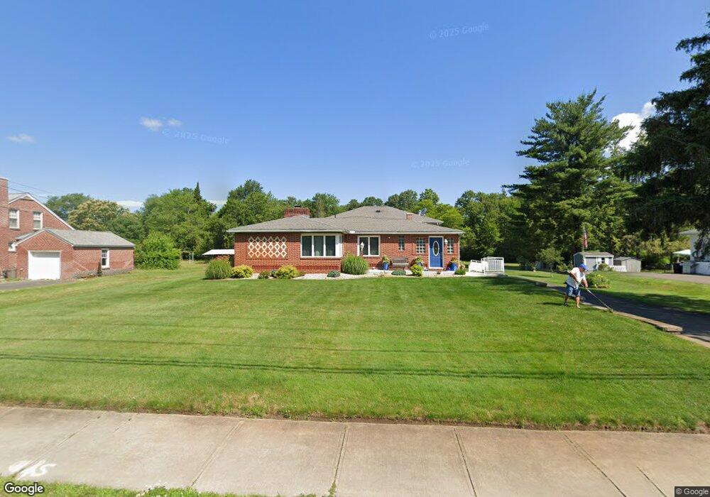 733 East St, Ludlow, MA 01056 - photo 1