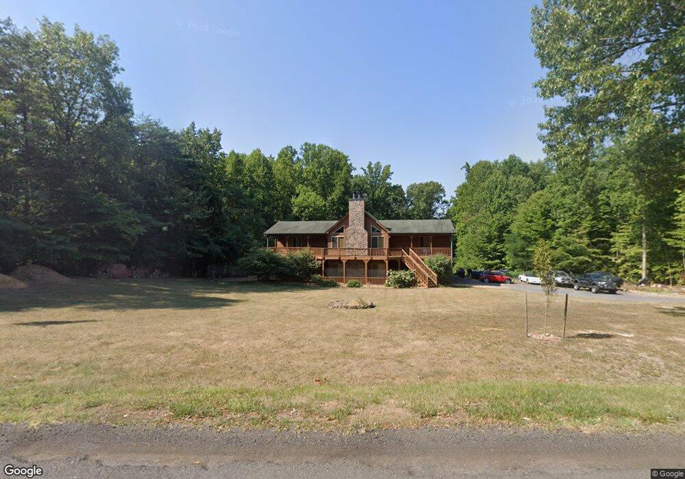 290 Timberland Manor Dr, Bentonville, VA 22610 - photo 1