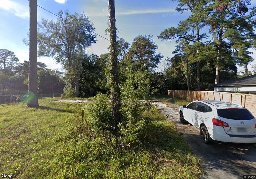 153 Mcdowell Ave, Brunswick, GA 31525 - photo 1