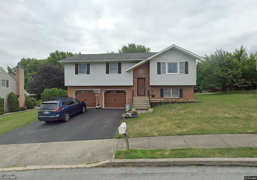 4543 Cairo Dr, Whitehall, PA 18052 - photo 1