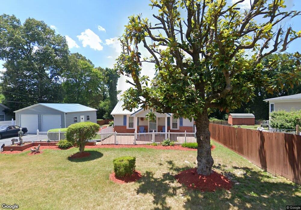 561 N Mccrary St, Asheboro, NC 27205 - photo 1