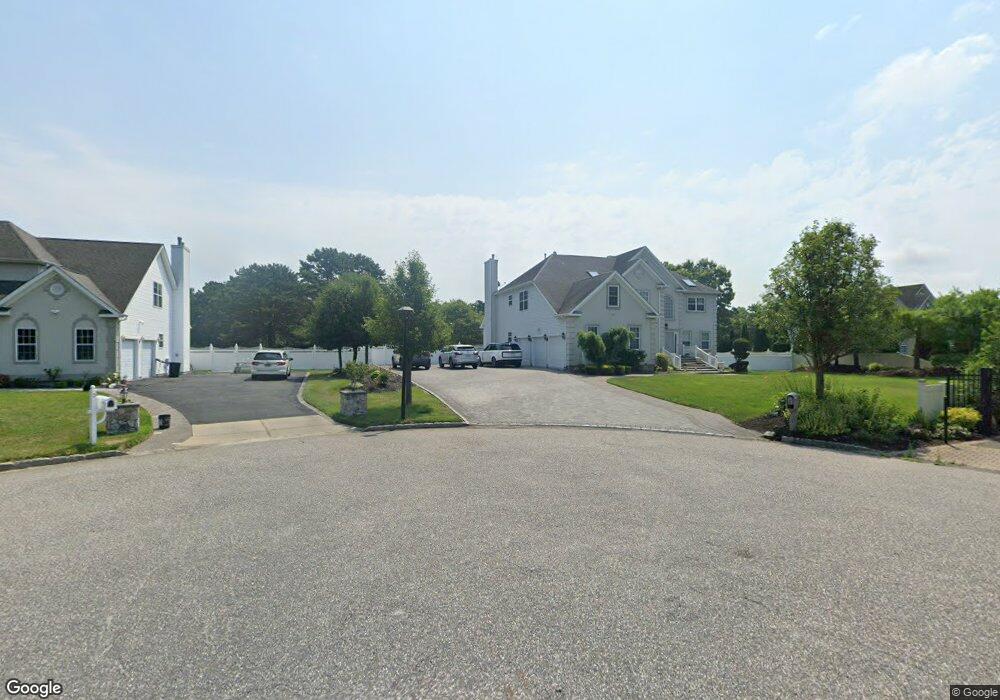 8 Taylor Ln, Medford, NY 11763 - photo 1