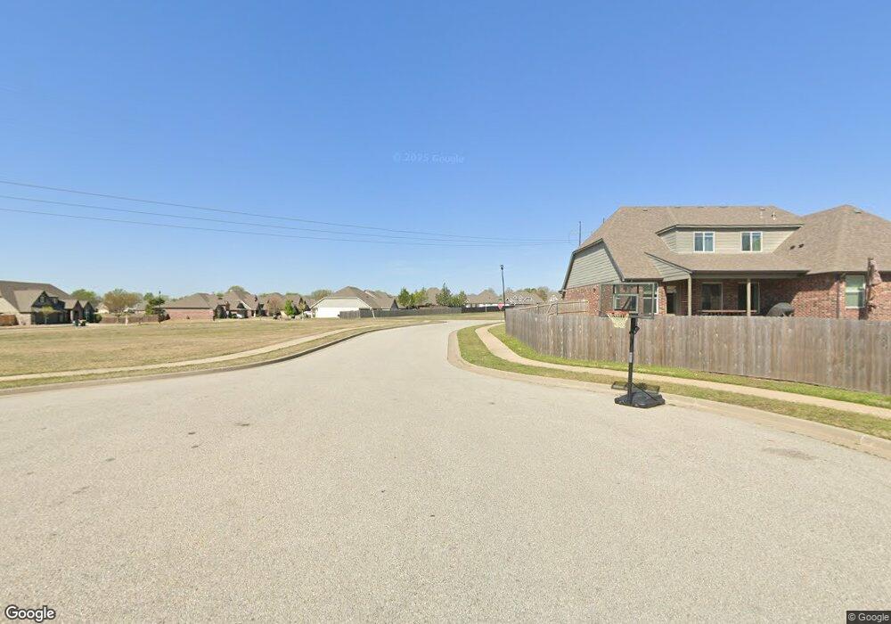 1305 W 112th St S, Jenks, OK 74037 - photo 1