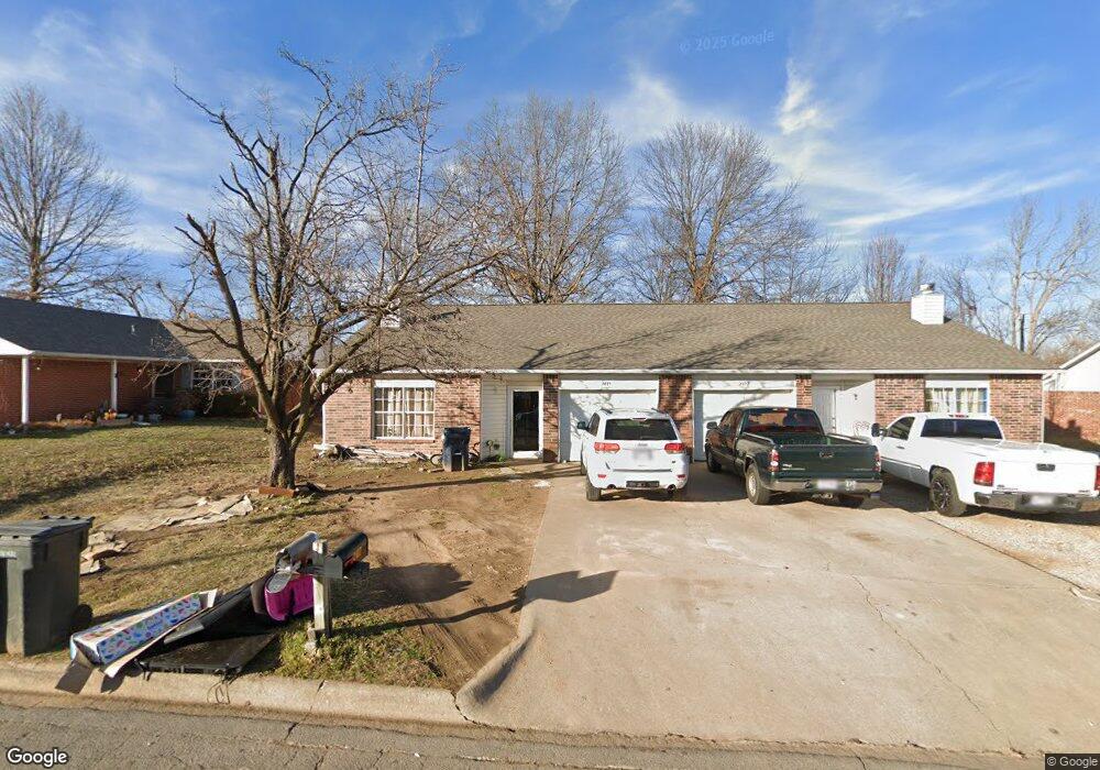 2417, 2419 W Olrich St, Rogers, AR 72756 - photo 1