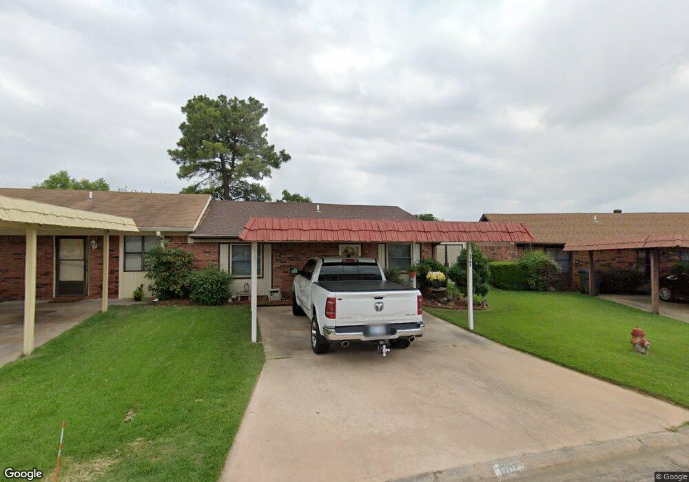 1702 Rustic Dr, Ardmore, OK 73401 - photo 1