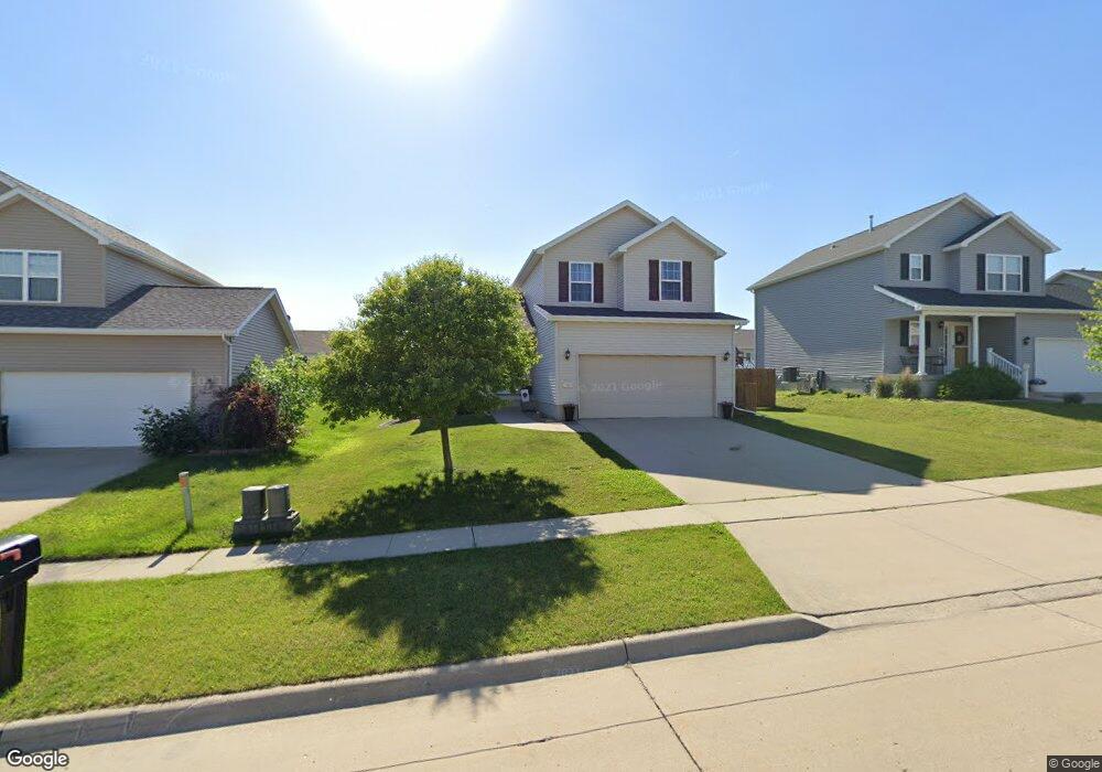 4907 Luke St, Cedar Falls, IA 50613 - photo 1